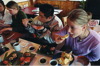 Yoshinoya2 KCP students having a meal