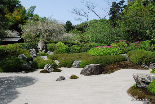 The Serenity of Karesansui: Japanese Rock Garden | KCP ...
