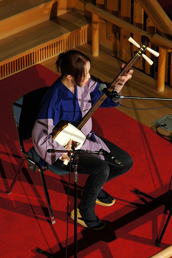 Tsugaru-jamisen musician