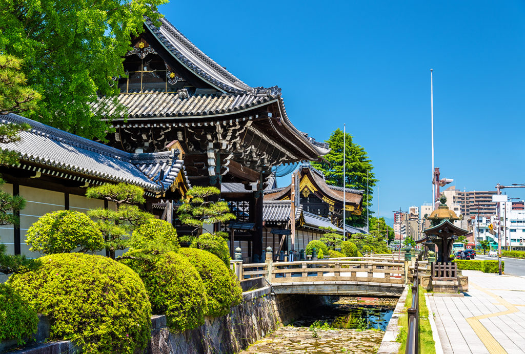 The Intriguing Hongan-ji Temple and its Ropes of Hair | KCP International