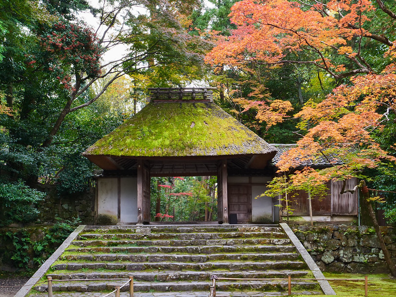 Sanmon gate of Honen-in Temple