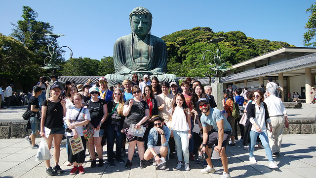 KCP Students Pose in Kamakura