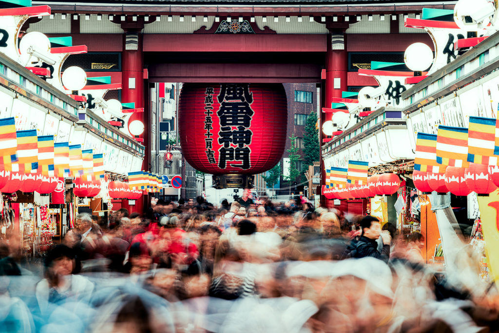 Nakamise-dori crowd