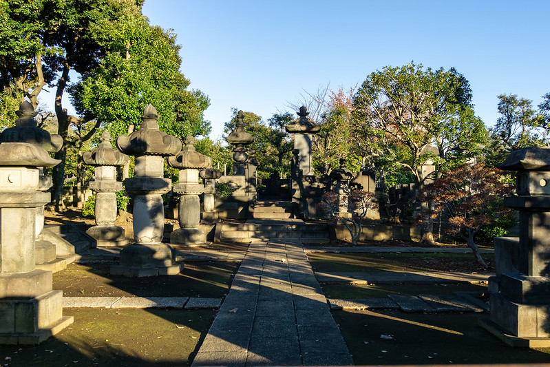 Yanaka Cemetery