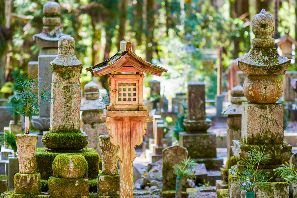 Okunoin cemetery