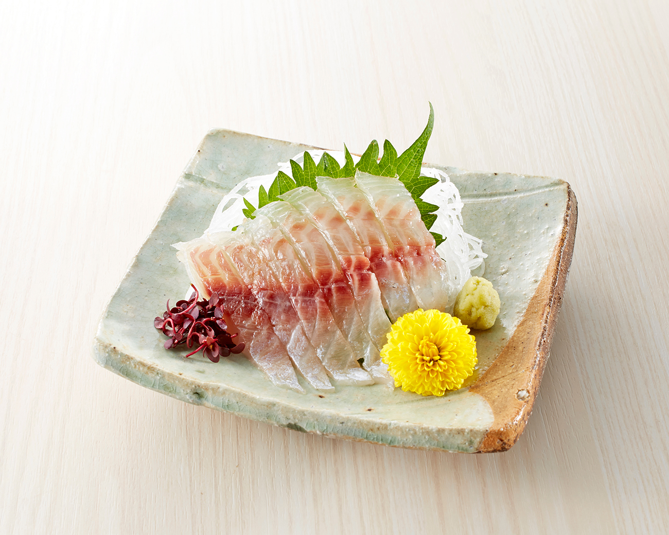 Hirame sashimi